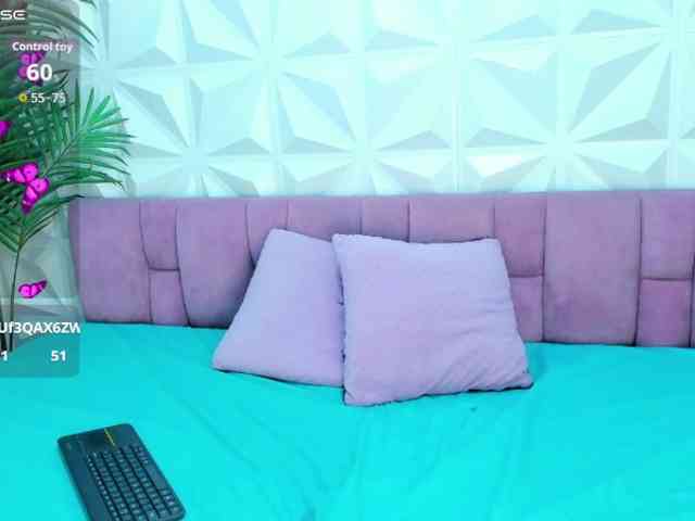 Mirella-Solis webcam