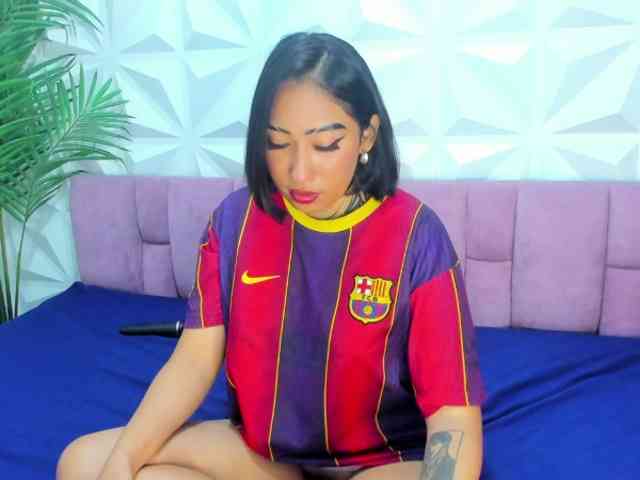 Mirella-Solis webcam