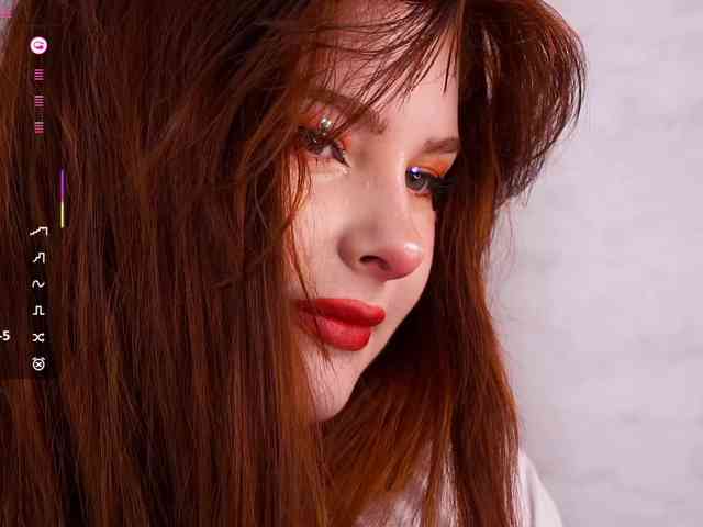 Evaflamee's cam show statistics and live stream