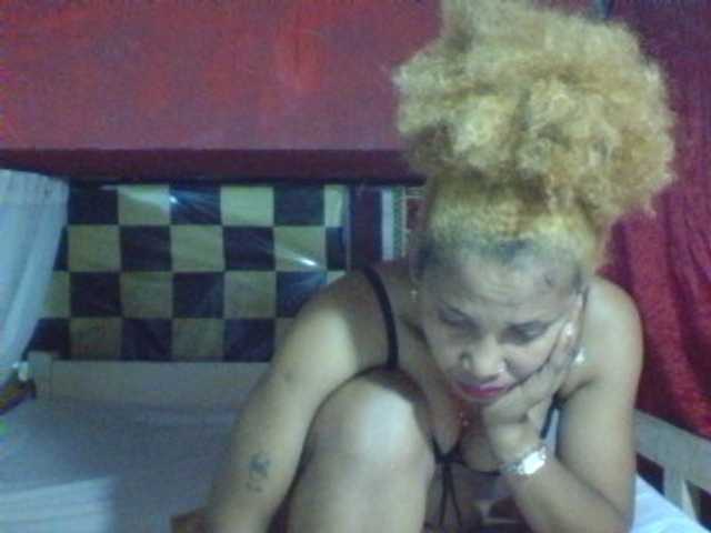 Olisexy, live now on BongaCams