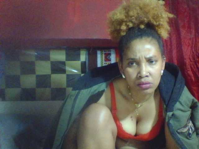 Olisexy live cam on BongaCams