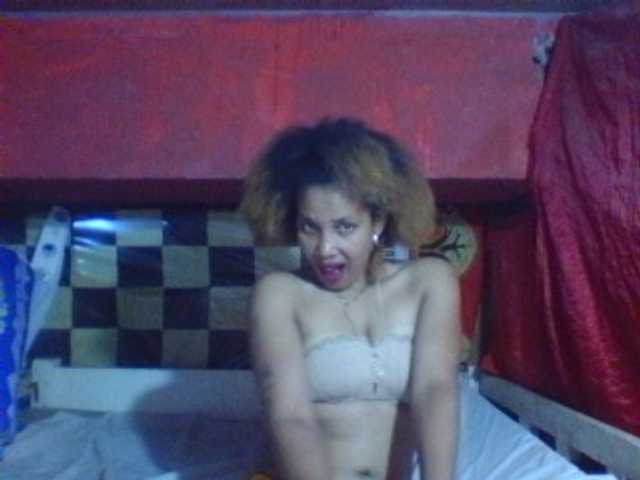 Olisexy live cam on BongaCams