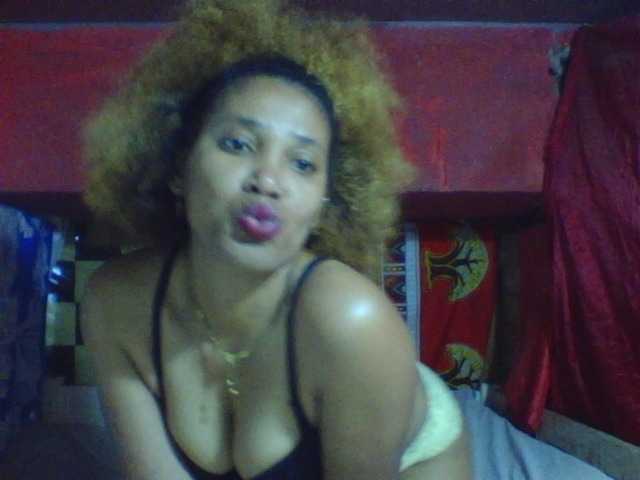 Olisexy live cam on BongaCams