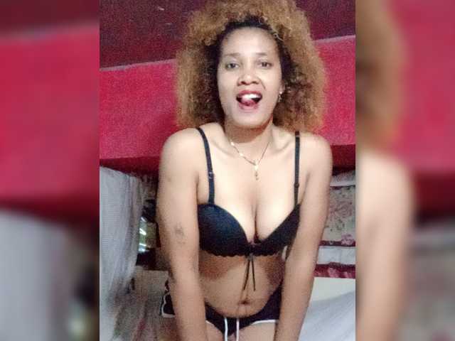 Olisexy live cam on BongaCams
