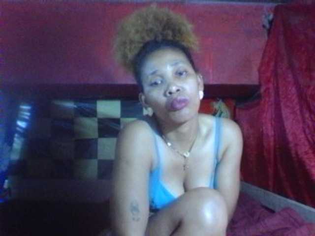 Olisexy live cam on BongaCams