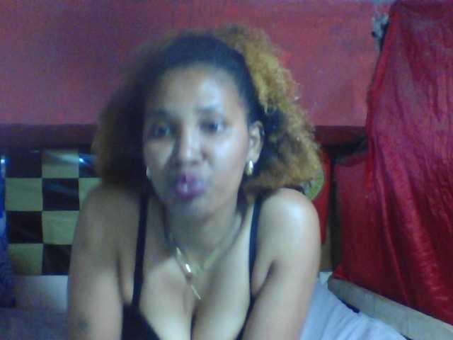 Olisexy live cam on BongaCams