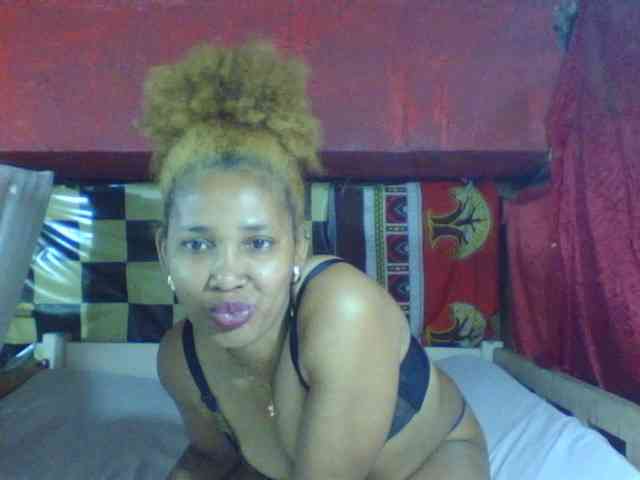 Olisexy Live Webcam on BongaCams