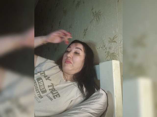 Hotmadamxl live cam on BongaCams