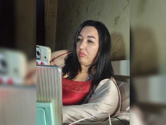 Hotmadamxl