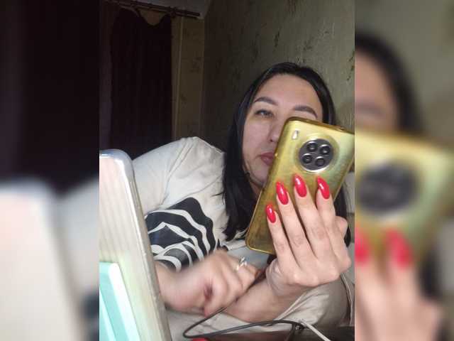 Hotmadamxl