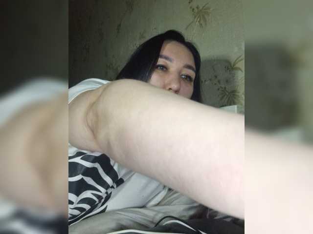 Hotmadamxl live cam on BongaCams