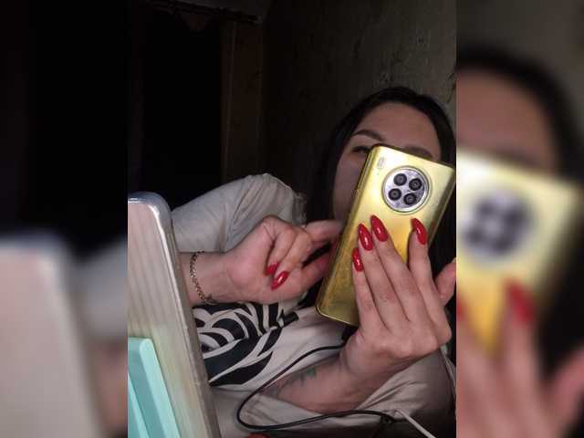 Hotmadamxl