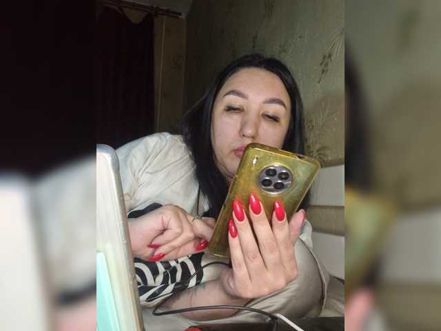 Hotmadamxl