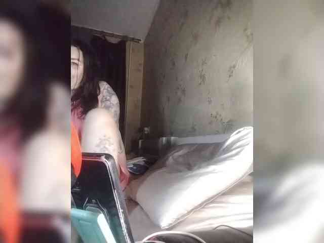 Hotmadamxl webcam