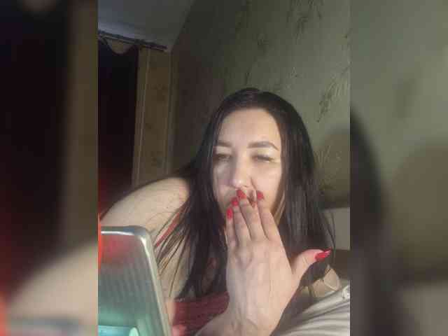Hotmadamxl webcam