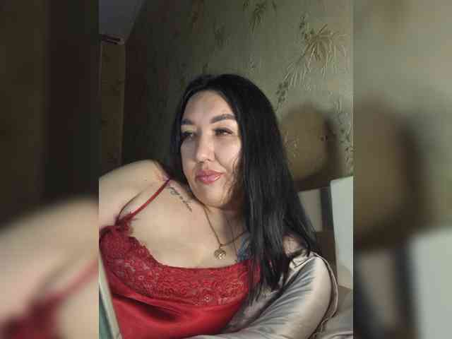 Hotmadamxl webcam