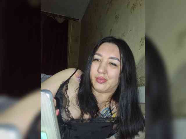 Hotmadamxl webcam