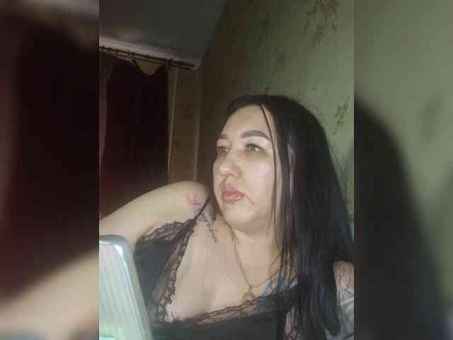 Hotmadamxl