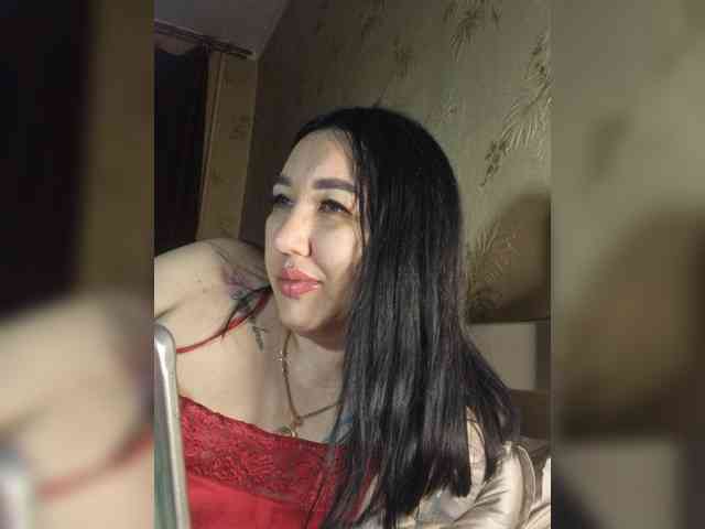 Hotmadamxl webcam