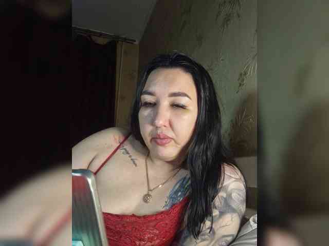 Hotmadamxl webcam