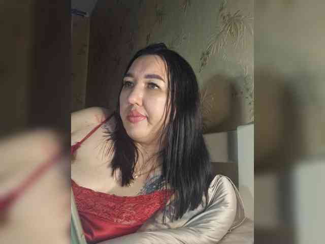 Hotmadamxl webcam