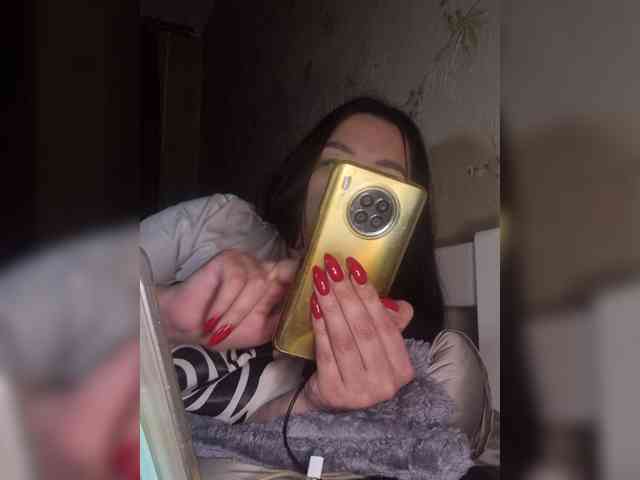 Hotmadamxl webcam