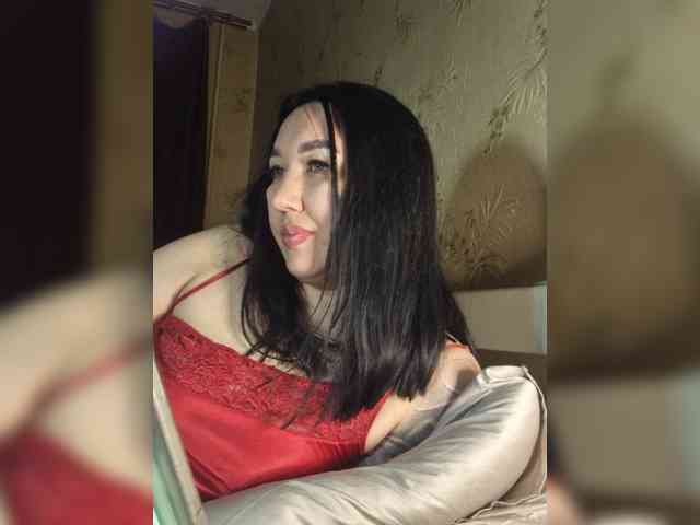 Hotmadamxl webcam