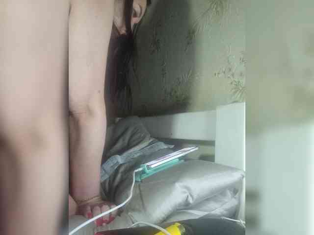 Hotmadamxl webcam