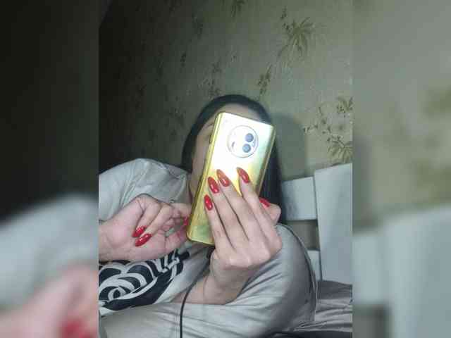 Hotmadamxl webcam