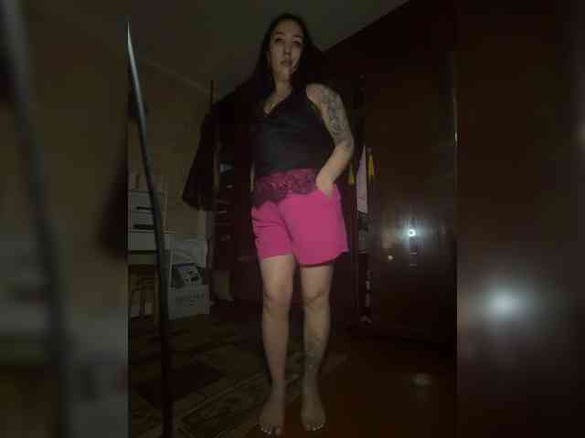 Hotmadamxl webcam