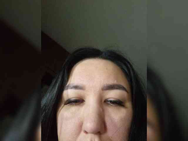 Hotmadamxl webcam