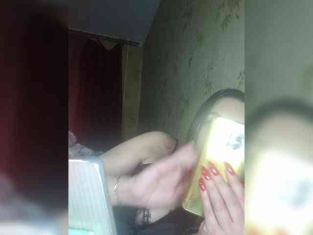 Hotmadamxl webcam
