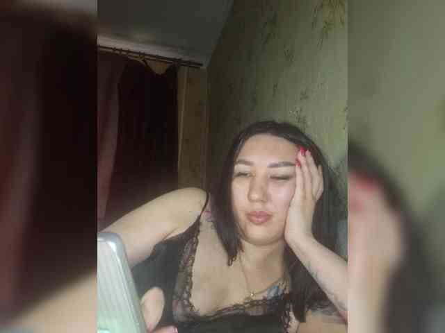 Hotmadamxl webcam