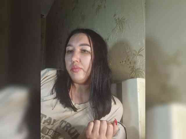 Hotmadamxl webcam