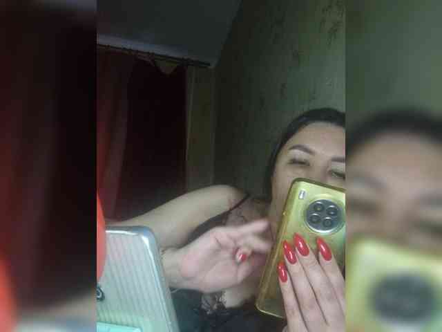 Hotmadamxl webcam