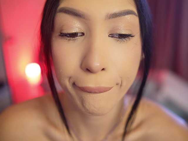 AssianChloe live cam on BongaCams