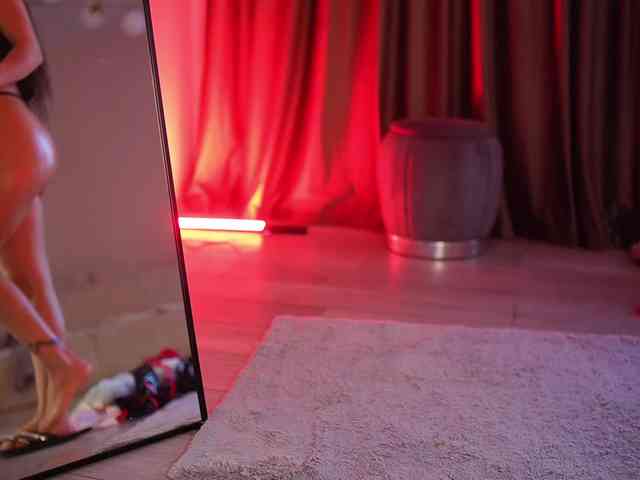 AssianChloe webcam
