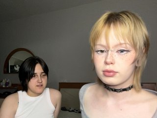 AliceAndMia