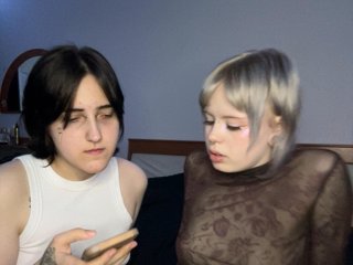 AliceAndMia Porn Show