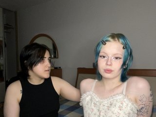 AliceAndMia