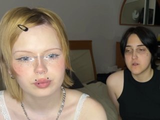 AliceAndMia