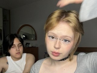 AliceAndMia Porn Show