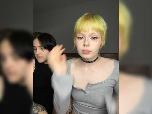 AliceAndMia
