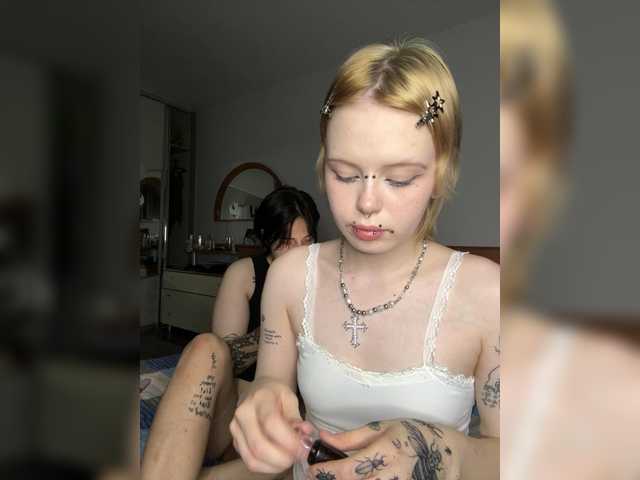 AliceAndMia