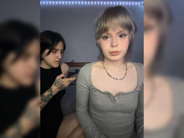 AliceAndMia