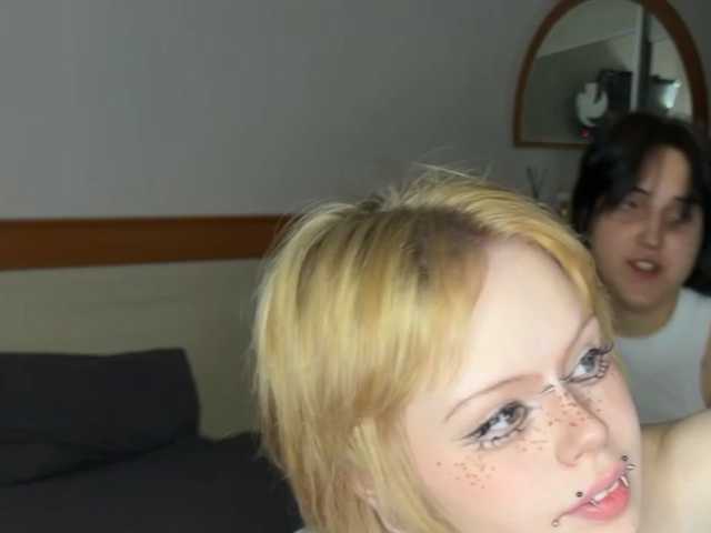 AliceAndMia