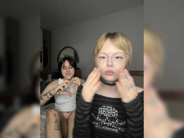 AliceAndMia