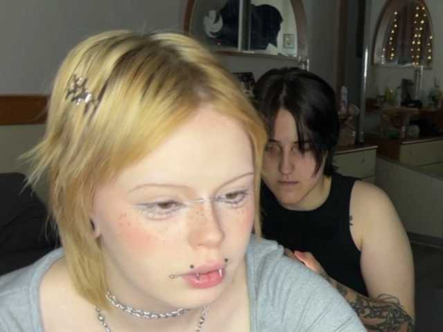 AliceAndMia