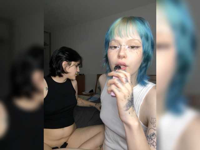 AliceAndMia