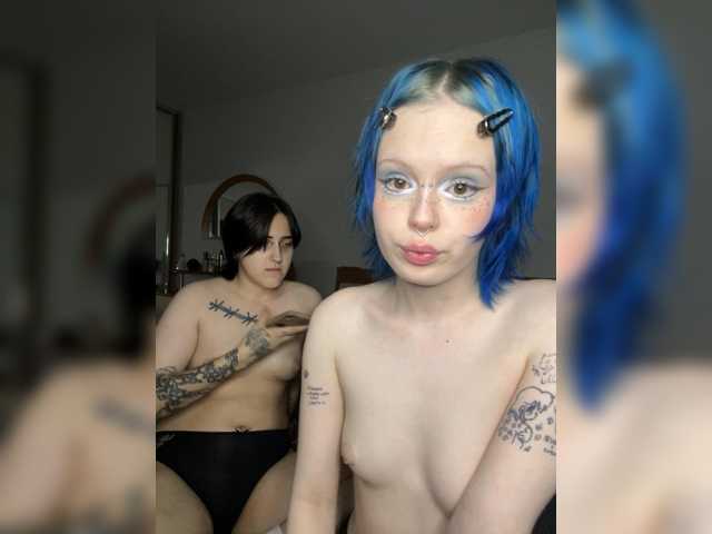 AliceAndMia